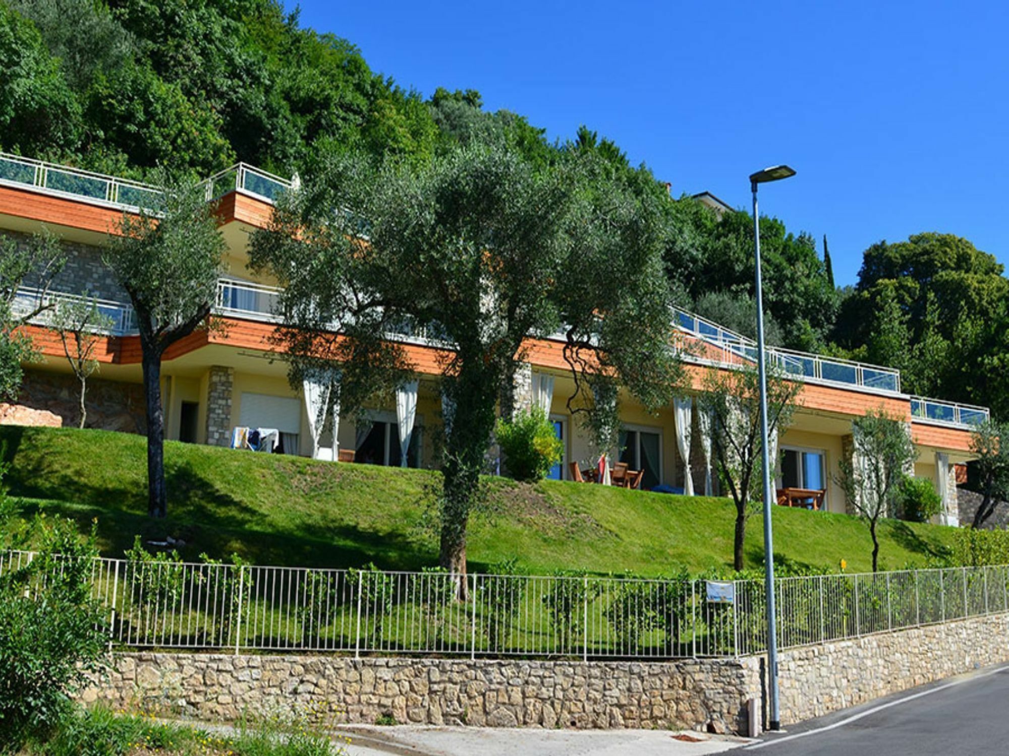 Residence Il Poggio Al Sole Toscolano Maderno Buitenkant foto